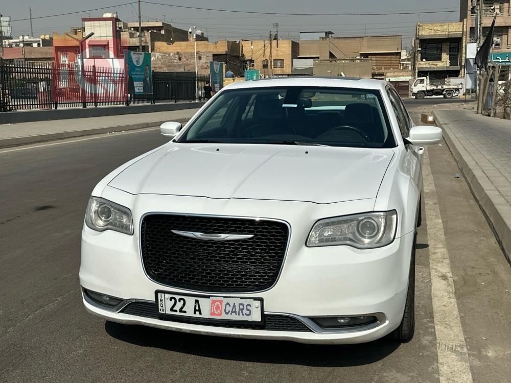 کرایسلەر 300